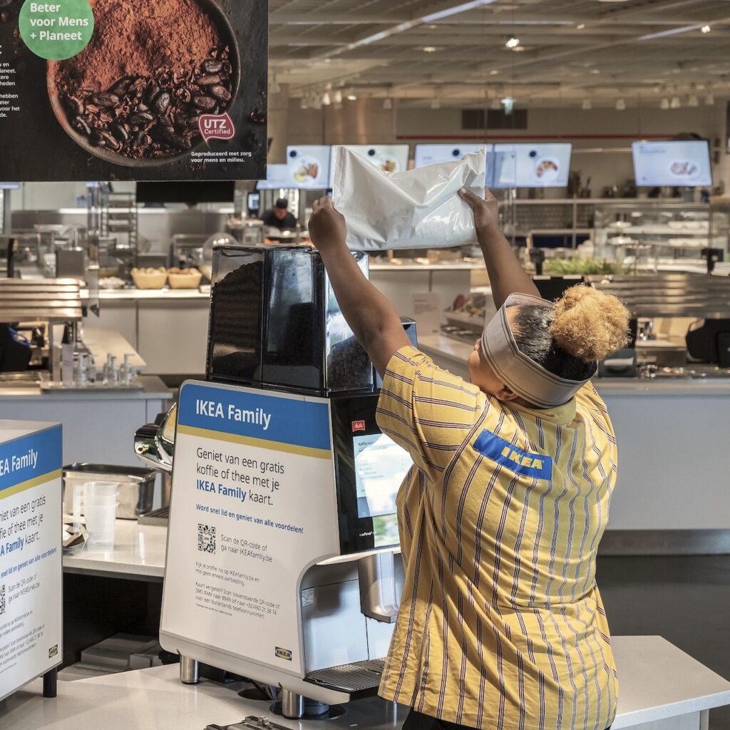 SmartNow: get control over your self-service machinery