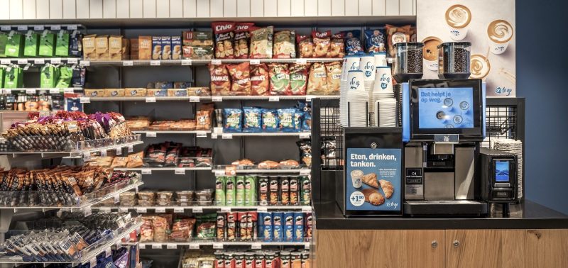 smartnow_landscape_ah_to_go_coffee-machine2_self-service_vending_machines